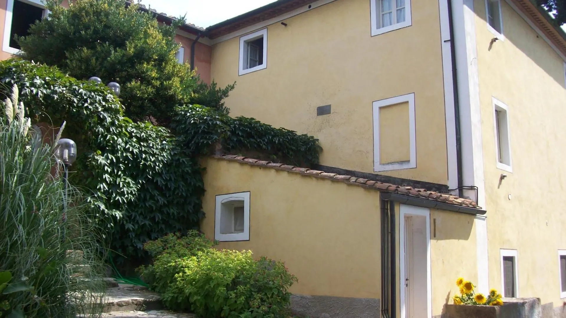 Country house Residence La Casina Castagneto Carducci
